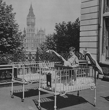 A Child At St Thomas's Hospital London 1948