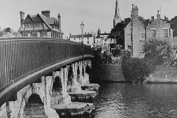 The Bridge Over The River Devon At Newark c.1950