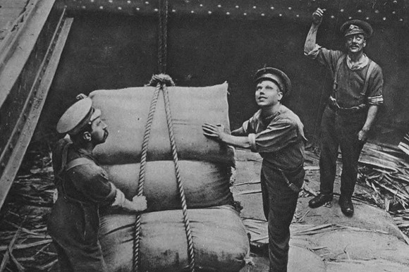 Men Of The 16th York And Lancasters Regiment (Transport Workers Battalion) At The Royal Albert Docks London