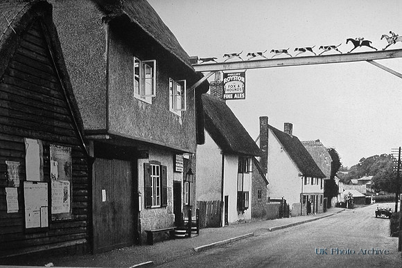 The Fox And Hounds Barley 1940s