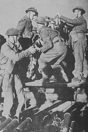A.A. Gun Used As A Field Gun Near Medjez-El-Bab 1942