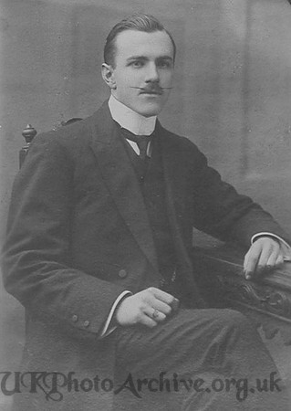 Guillon H L Gnr 171581 Royal Field Artillery Croydon Roll Of Honour