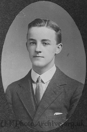 Westbrook J H Rfn 12th Royal Irish Rifles Croydon Roll Of Honour