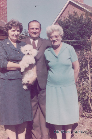 Family In The Garden 1960s