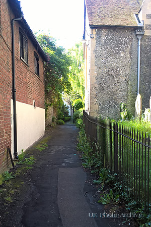 Footpath To The Churchyard All Saints Church Carshalton