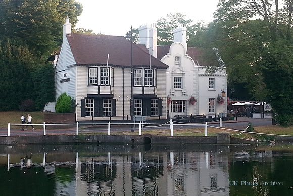 The Greyhound Carshalton