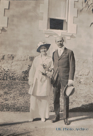 Wedding Of Agnes Beadon And Bernard Hastings At Capetown May 1915