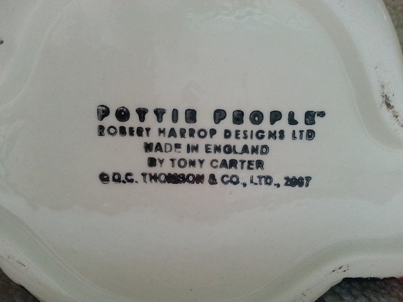 Robert Harrop Designs Pottie People  Dennis The Menace