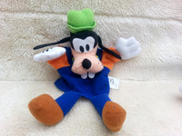 McDonald's Toy Disneyland Paris Plush Toy 2001 Goofy