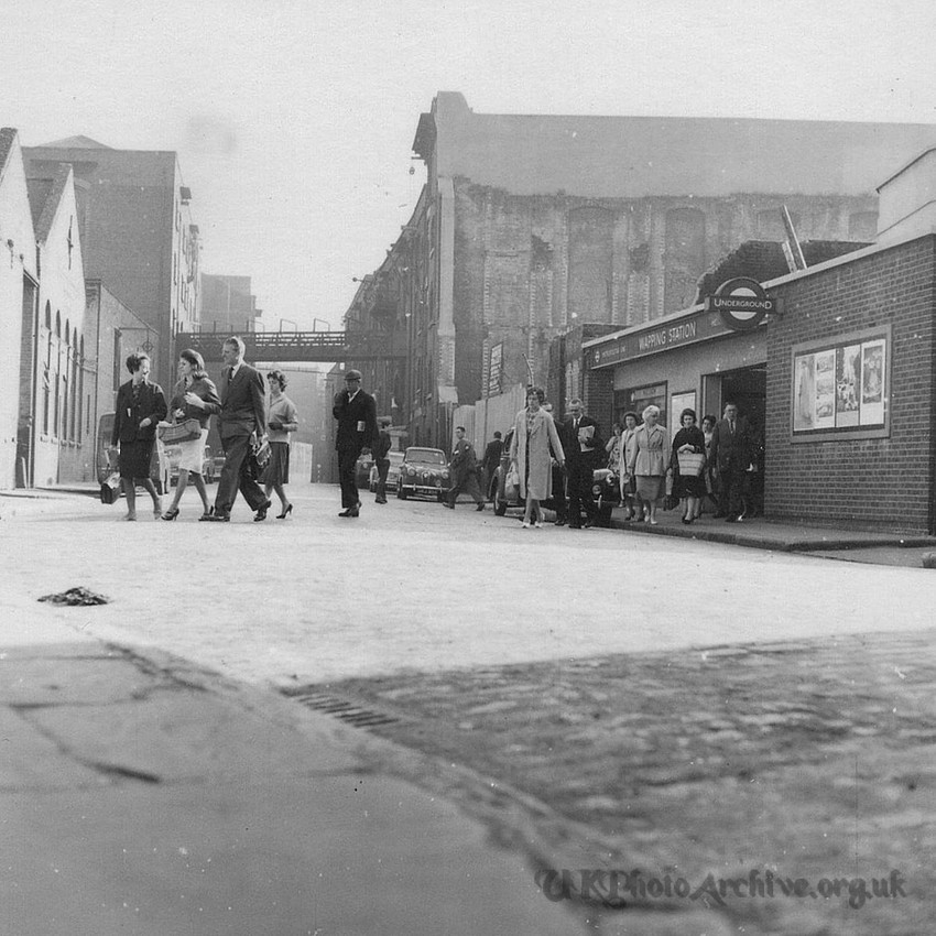 Wapping Station 1950s Photo No 1
