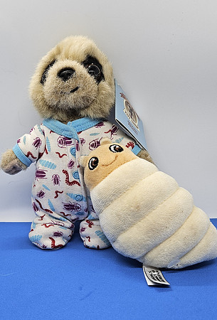 Baby Oleg ith Pet Grub