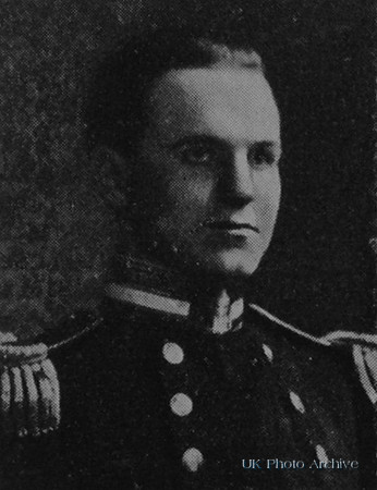 Gibson M C Lt Comm Nelson Btn Royal Naval Volunteer Reserve
