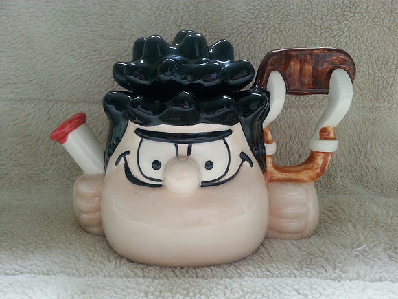 Robert Harrop Designs Pottie People  Dennis The Menace