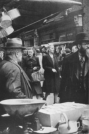 A Market In Wentworth Street Aldgate London 1950