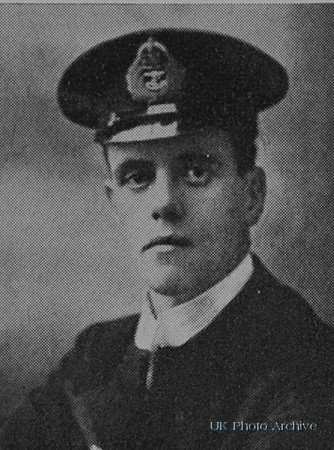Hodgkinson S C L Lt HMAS Australia Royal Australian Navy