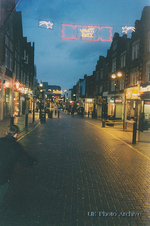 Sutton High Street Christmas Day 1990s