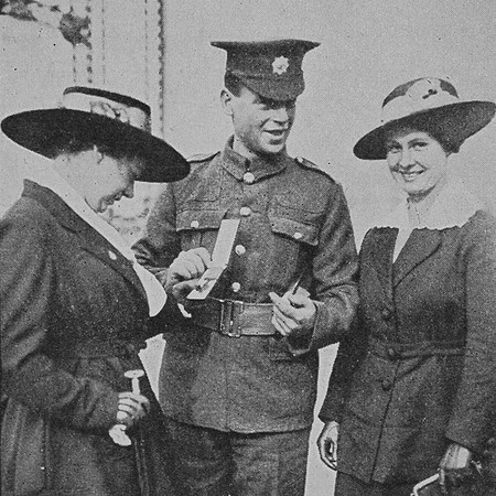 Pte Thomas Whitham Coldstream Guards Showing His Victoria Cross