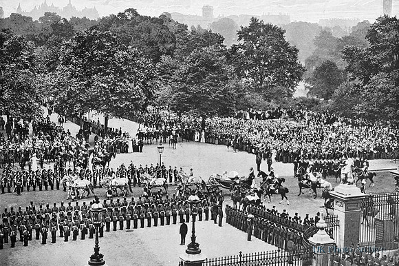 The Queens Carriage Leaving The Gateway Of Buckingham Palace 22nd Jun 1897