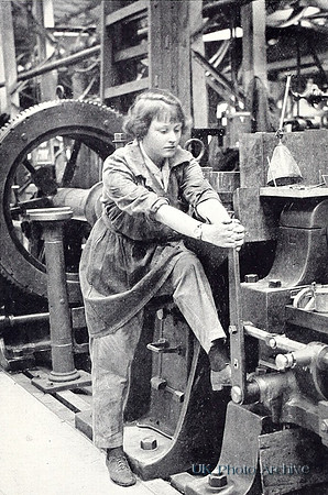 A Woman Rifling A Naval Gun At Woolwich Arsenal