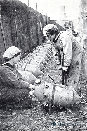 WRNS Women Testing Mines By Air Pressure
