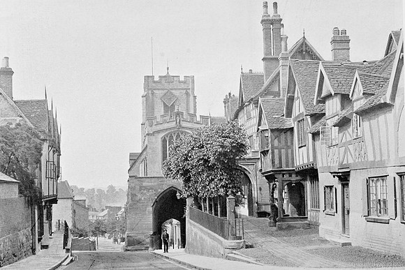 The West Gate Warwick 1903