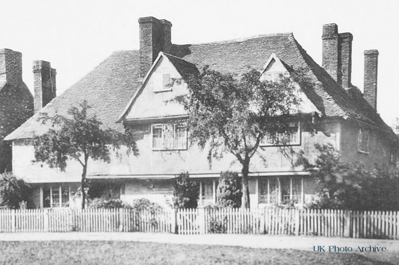 Charlton Kent 1900