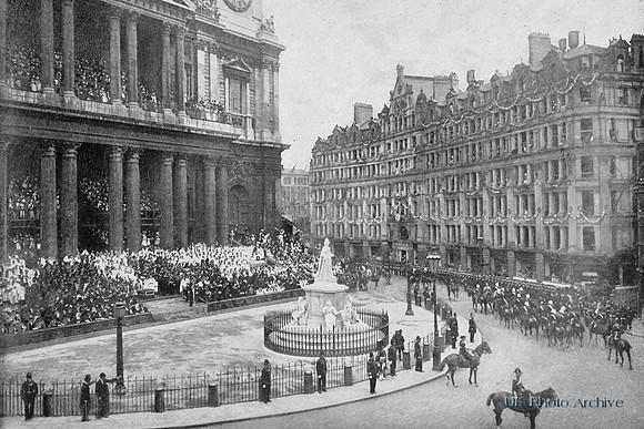 Procession Arriving At St Pauls Queens Jubilee