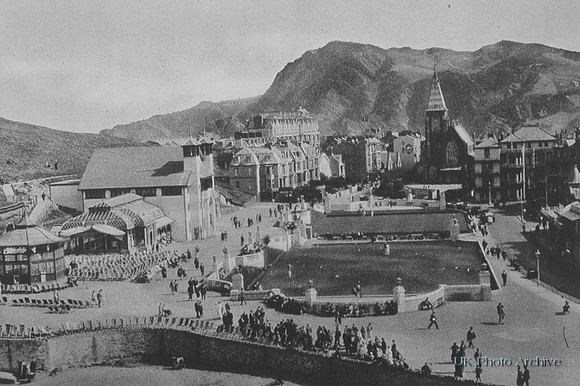 The Sea Front At Ilfracombe 1920s