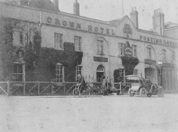 Crown Hotel Posting House Bawtry c.1910