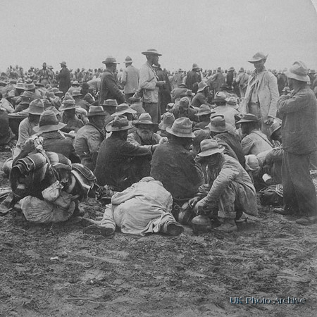 General Cronjes 4000 Boers After Their Surrender 27th Feb 1900 Paardeberg South Africa