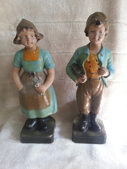 Pair Of Large Vintage Chalkware Statues Dutch Boy And Girl