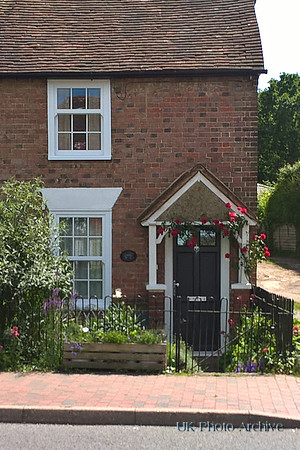 Cottage In Sissinghurst Village June 2017
