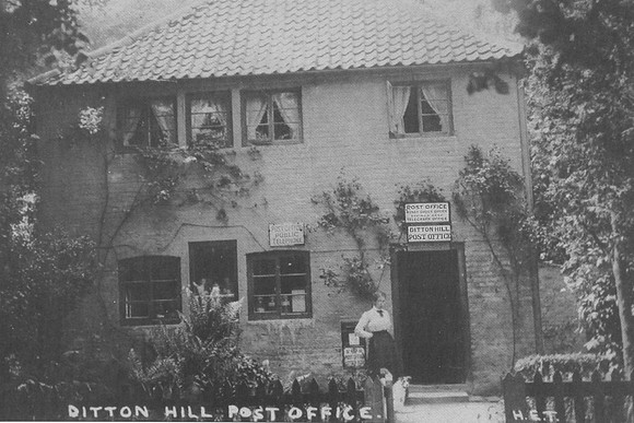 Ditton Hill Post Office Surrey c.1910