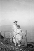 Mother With Little Girl At Coast Fashion 1920s