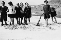 Teenagers On Brighton Beach 1920s