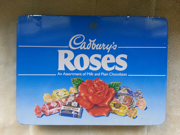 Vintage Cadbury's Roses Tin 1992