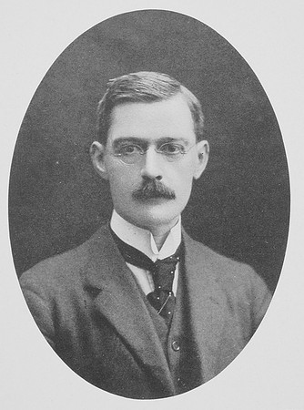 Preece W L Lt HMS President Royal Naval Volunteer Reserve