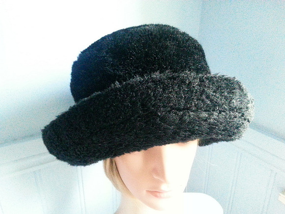 Vintage Black Faux Fur Hat