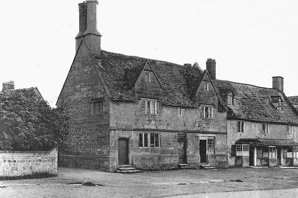 The Village Street Broadway Worcestershire 1905