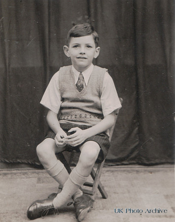 Thomas Ralph Hadden Born 1st Sep 1943