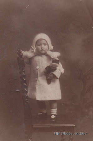 A Toddler In The 1910s