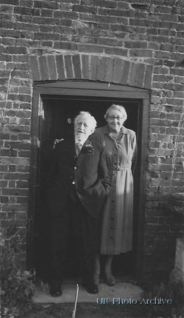 Alfred James Stubbs Aged 101 With His Daughter Lucy Winifred Chilvers (Nee Stubbs)