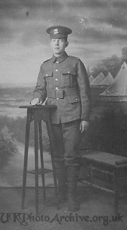 Humphries W W Pte 7th East Kent Regt Croydon Roll Of Honour
