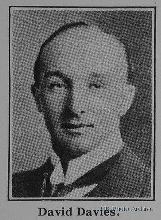 Davies D Pte 19376 13th Royal Welsh Fusiliers