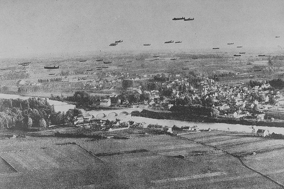 Lancasters Daylight Raid On Le Creusot On 17th Oct 1942