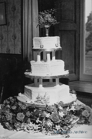 1950s Wedding Cake