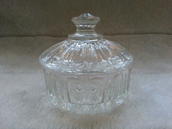 Pretty Vintage Glass Dressing Table Jar Trinket Pot