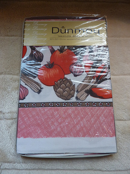 Large Vintage Unopened Retro Dunmoy Kitchen Tablecloth 50" x 50"