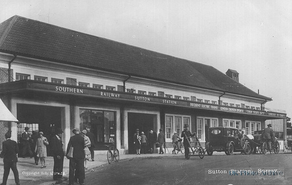 Sutton Station 1940s