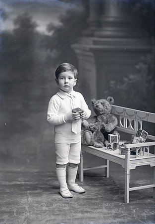 Robert Christian Strathmann Innisfallen Eaton Rd, Sutton. 1912